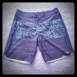 O'neill mens board shorts. Like new.